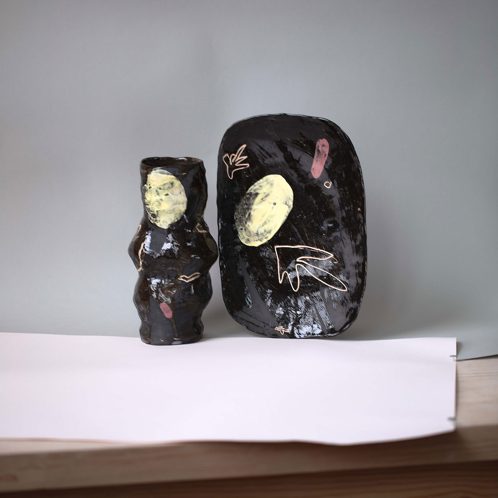 Decorative set wares "Ease" (Artistic ceramics)