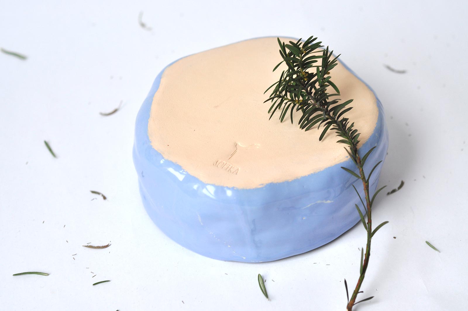 Rear view - Big deep ceramic plate (Handmade)