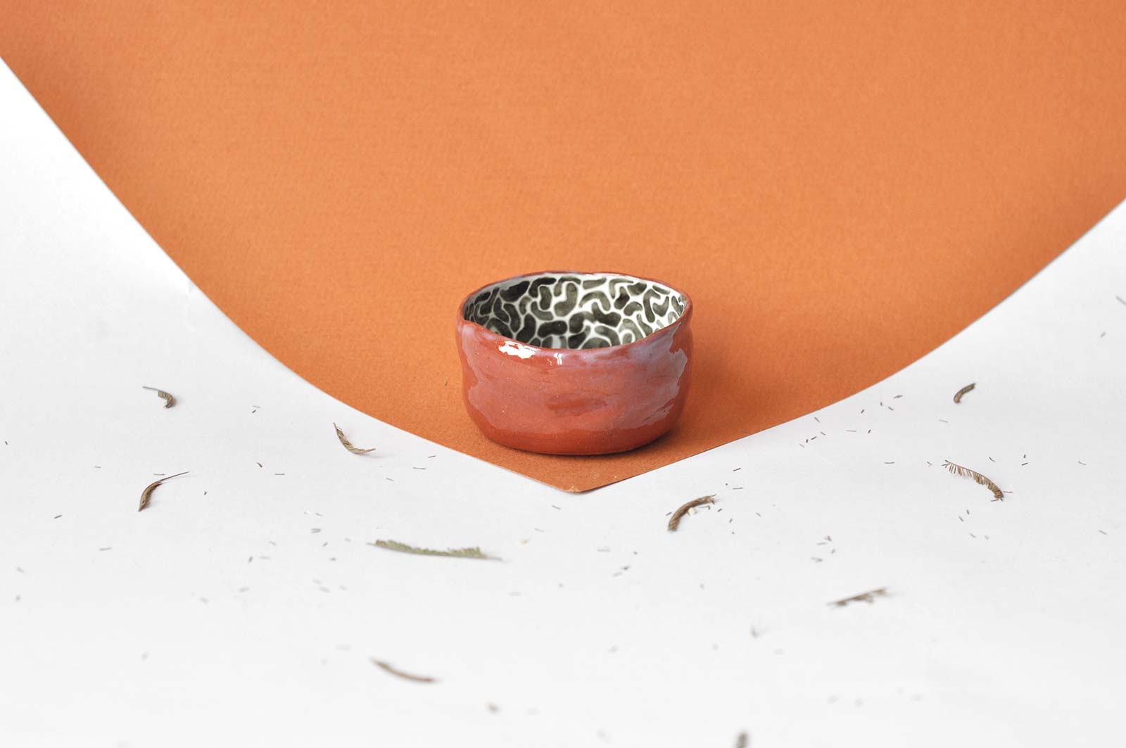 Side view - Ceramic bowl (Handmade)