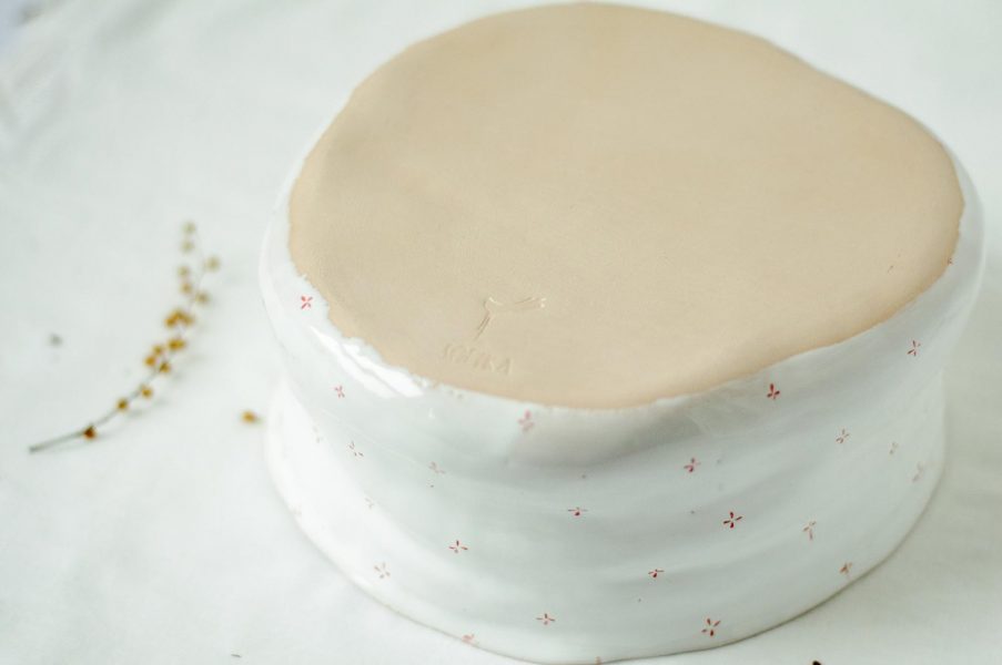 Large plates - collection ``Flowers with milk``