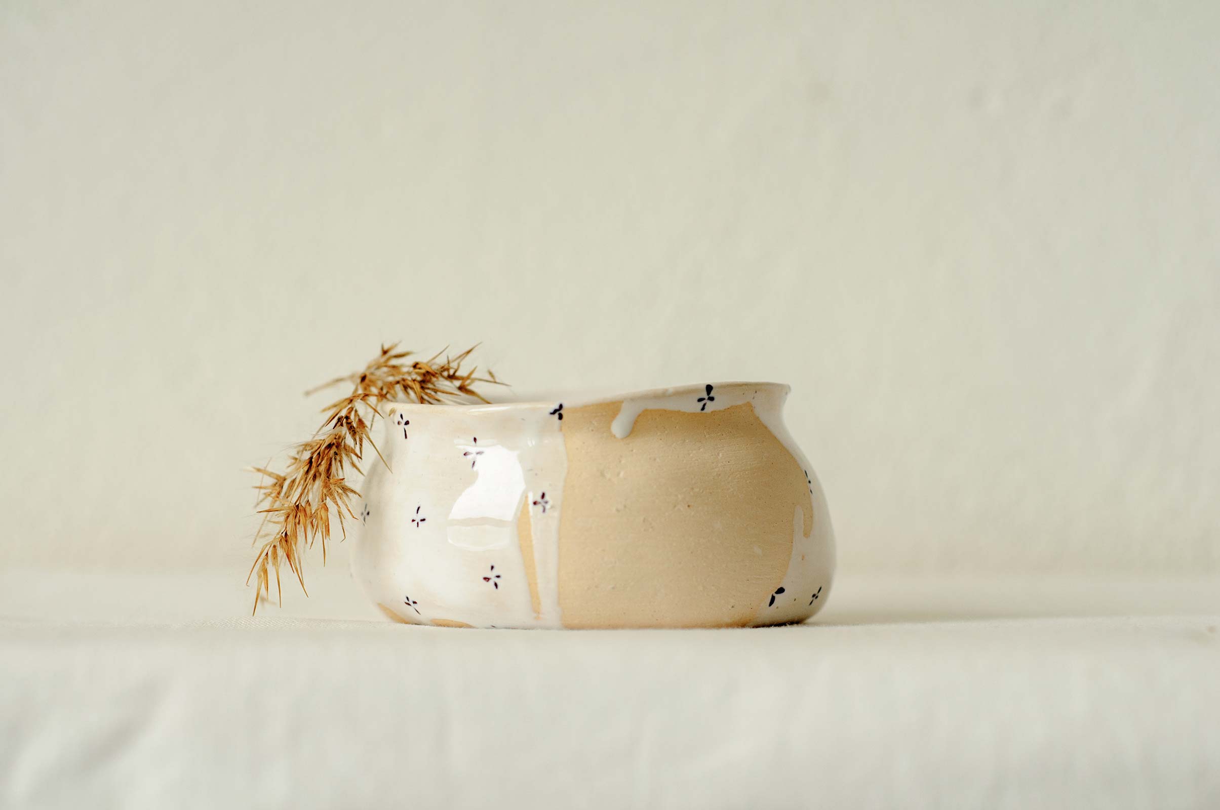 Side view - Small ceramic bowl (Handmade)