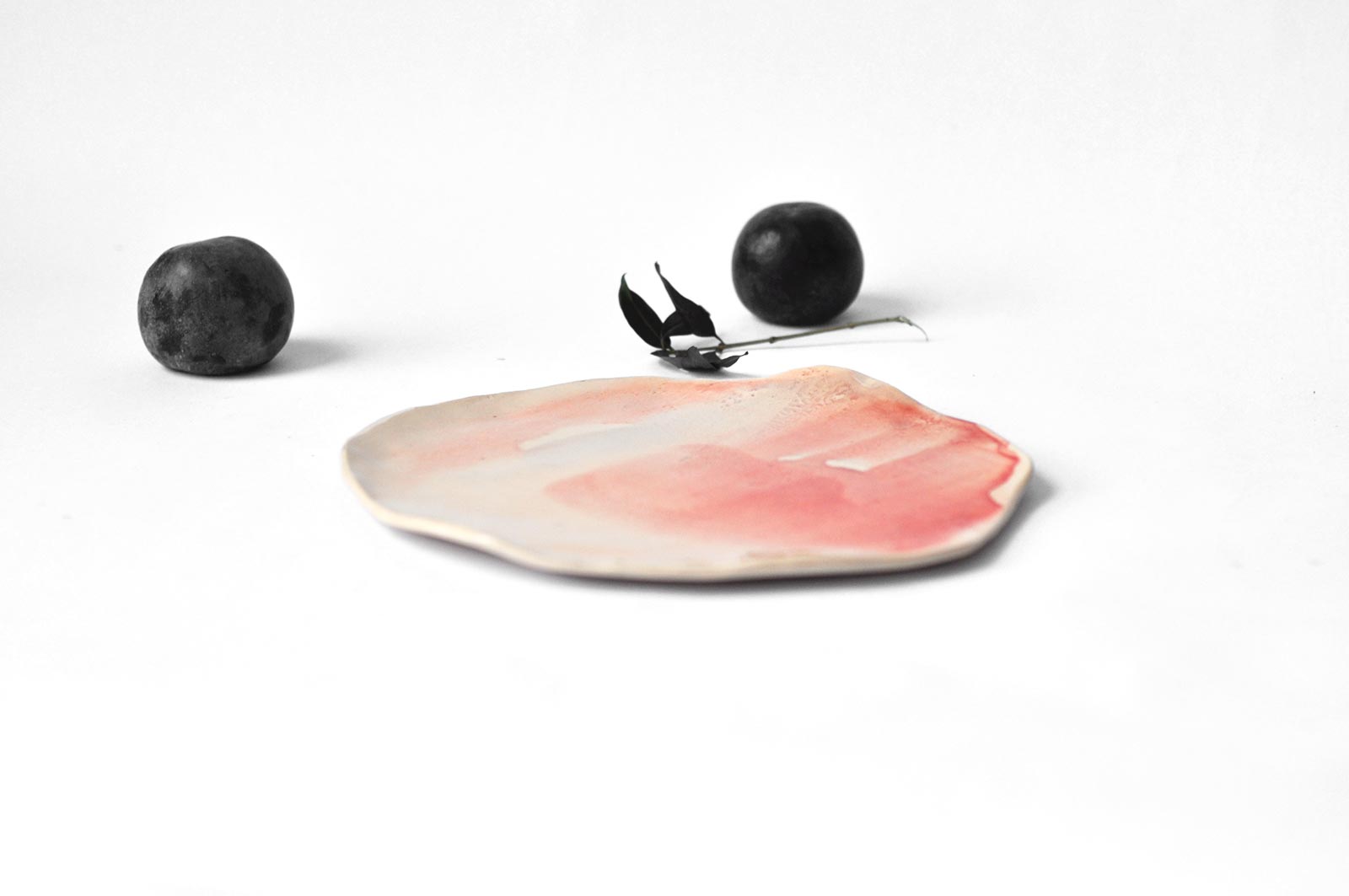 Side view - Flat decorative plate from ceramics (Handmade)