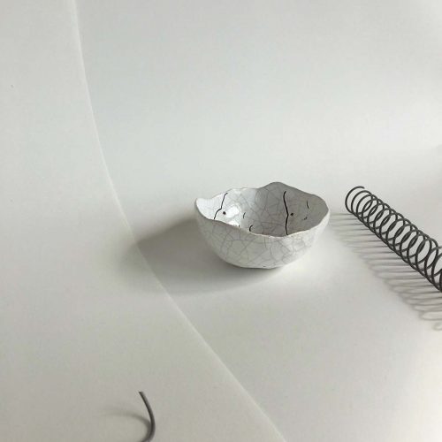 Side view - Ceramic plate "Reference"