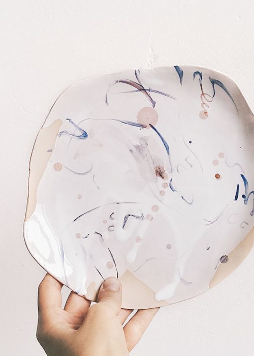 Декоративна тарілка з кераміки - Серія «Танець» (Ручна робота)