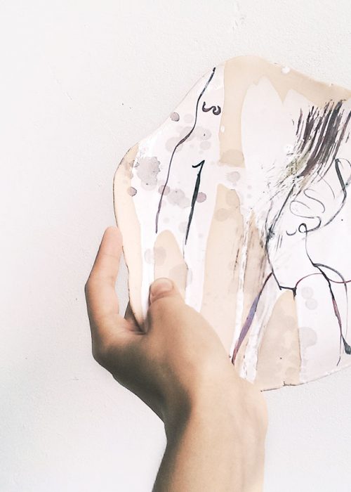 Декоративна тарілка з кераміки - Серія «Танець» (Ручна робота)