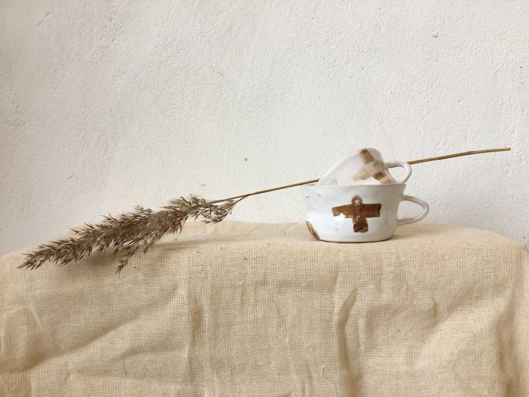 Чашки і склянка з колекції «Хрестики і нулики»