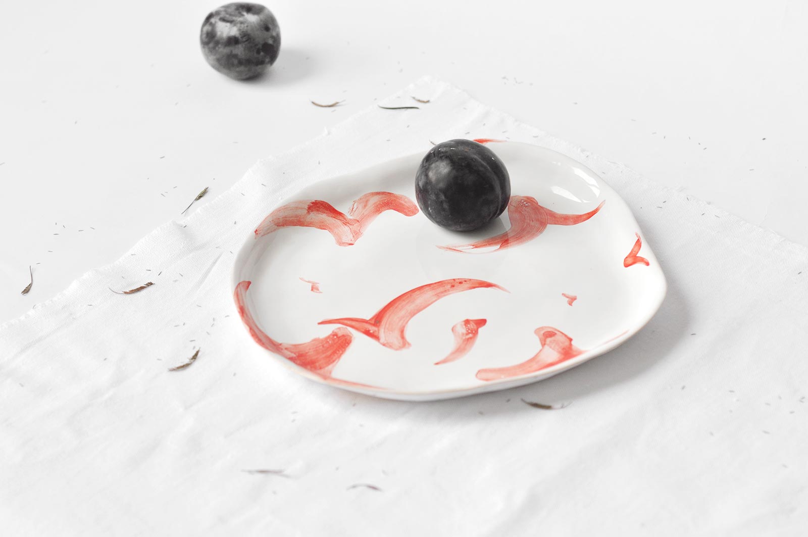 Плоска керамічна тарілка (Ручна робота)