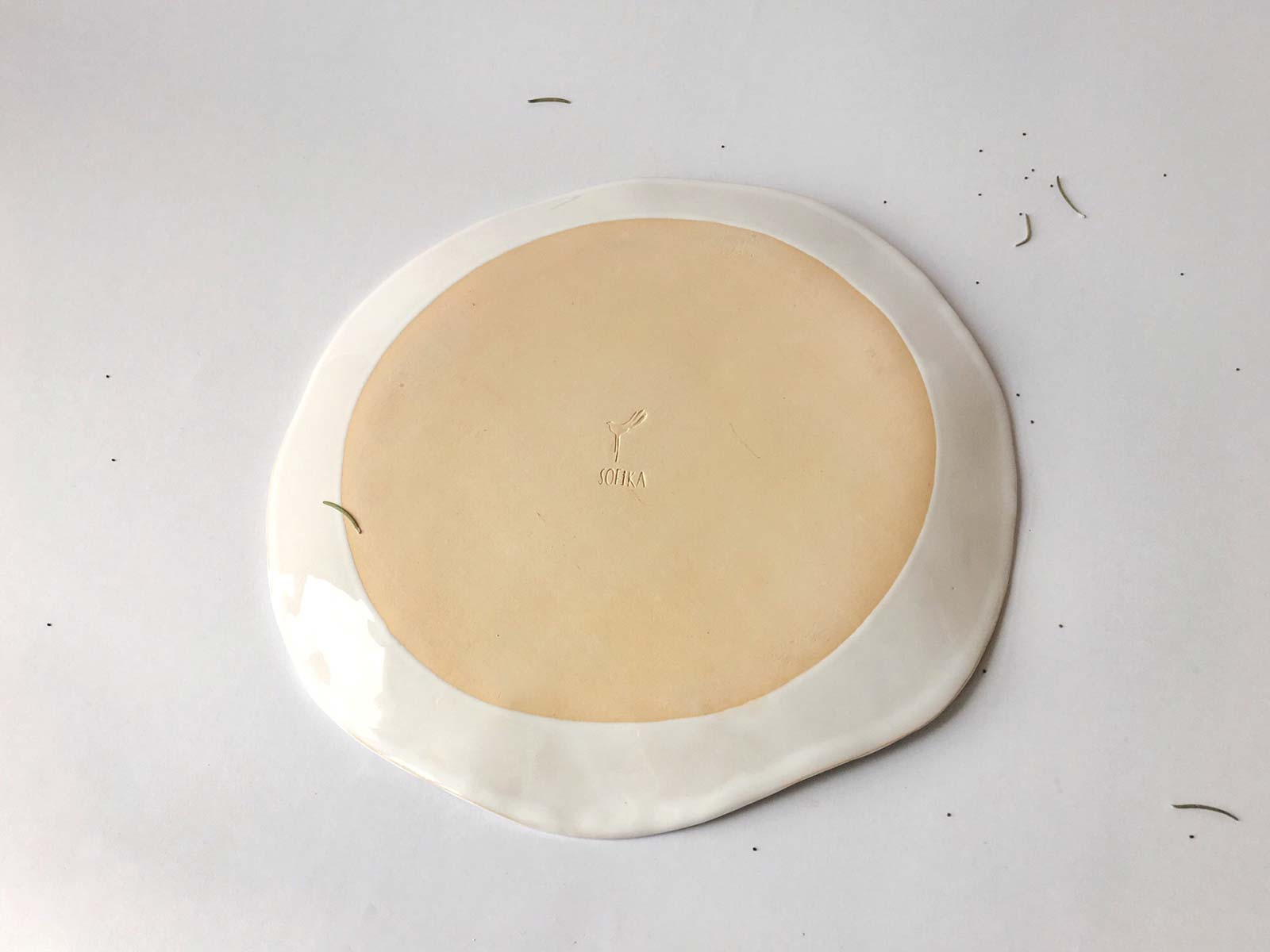 Плоска тарілка з художнім малюнком