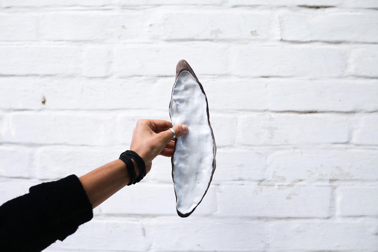 Вид спереду - Декоративна керамічна тарілка (Ручна робота)