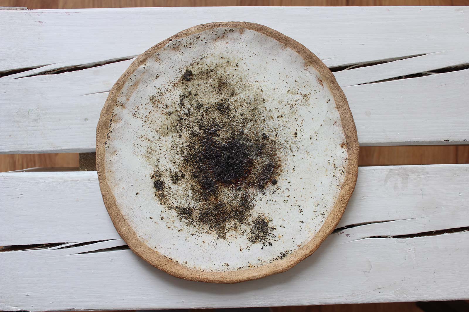 Вид спереду - Декоративне керамічне блюдо (Ручна робота)