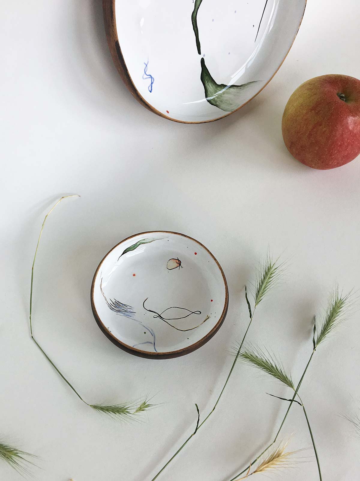 Керамічна тарілка з колекції «Космічність» №4