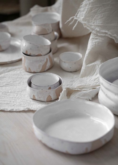 Декоративные тарелки и пиалы из керамики - Коллекция «Цветы с молоком» (Ручная работа)