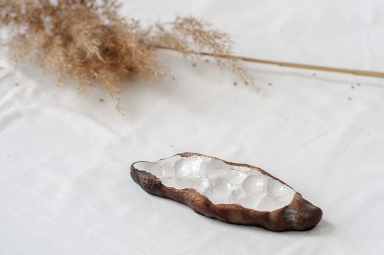 Тарелки из серии «Работа над собой»