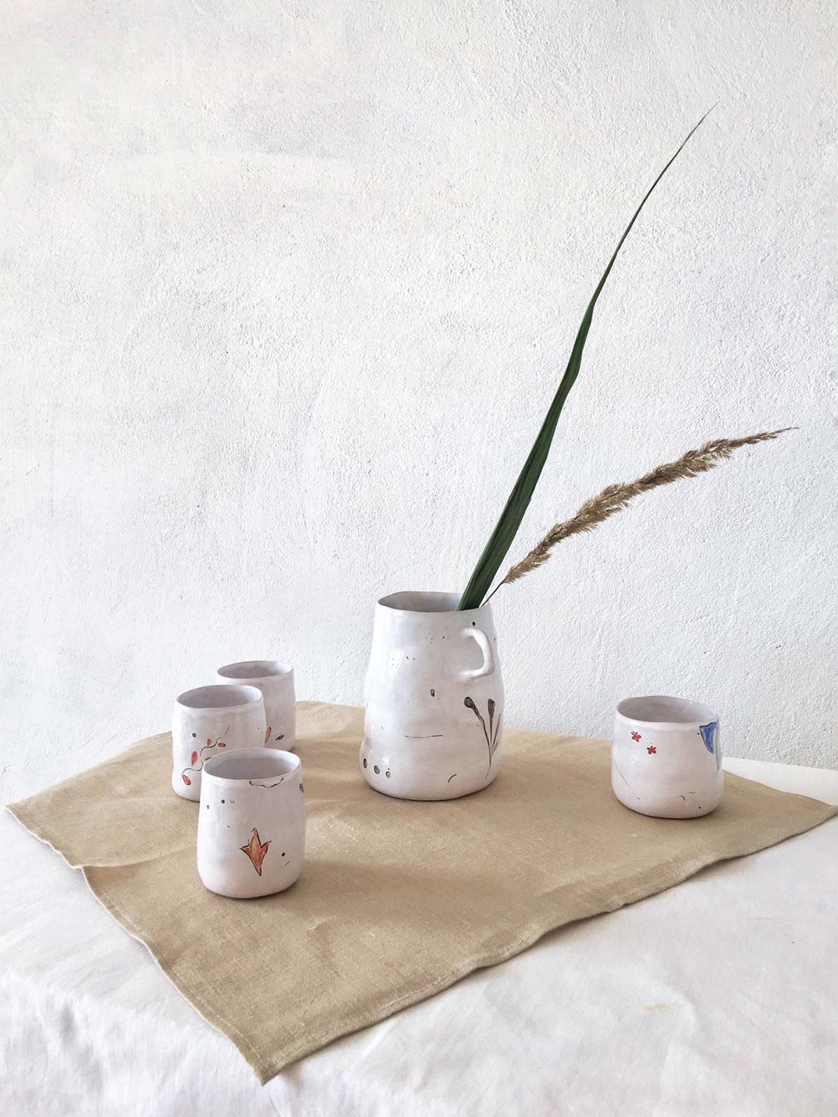 Керамические стаканы и кувшин, набор «Дикие цветы» - ручная работа