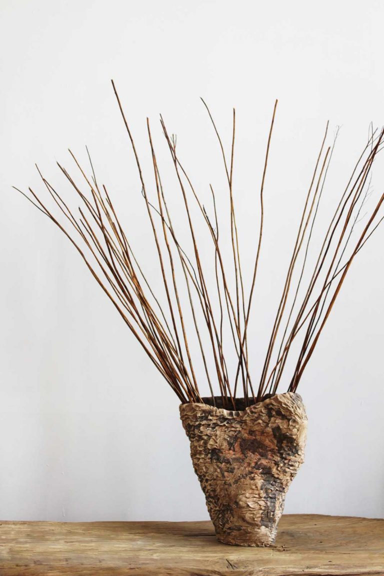 Большая декоративная ваза